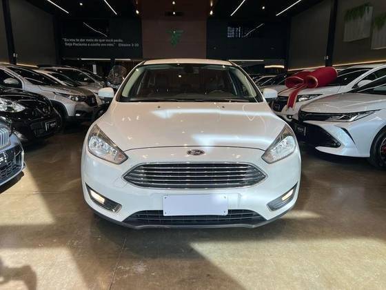 FORD FOCUS 2016