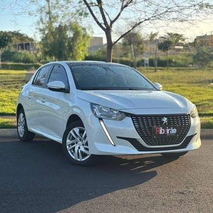 PEUGEOT 208 2021