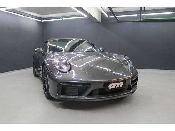 PORSCHE 911 2022