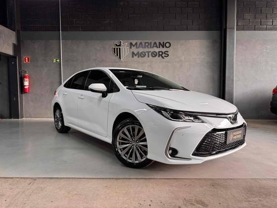 TOYOTA COROLLA 2024