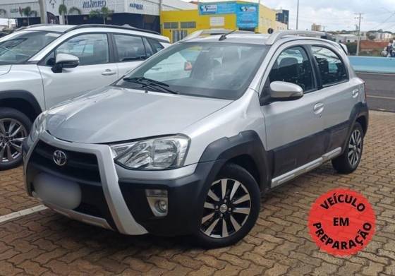 TOYOTA ETIOS 2017