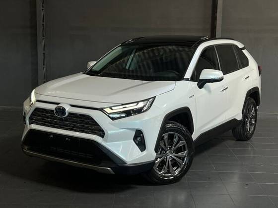 TOYOTA RAV4 2025