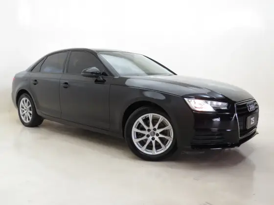 AUDI A4 2018