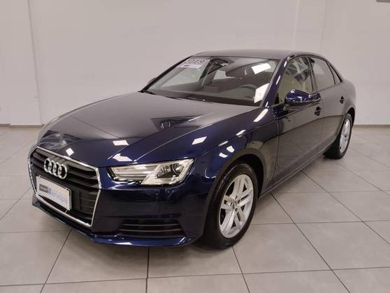 AUDI A4 2019
