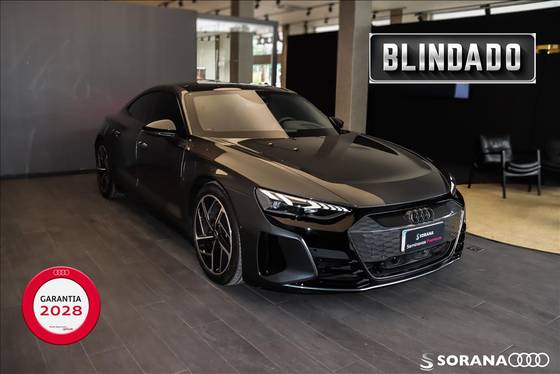 AUDI E-TRON GT 2023
