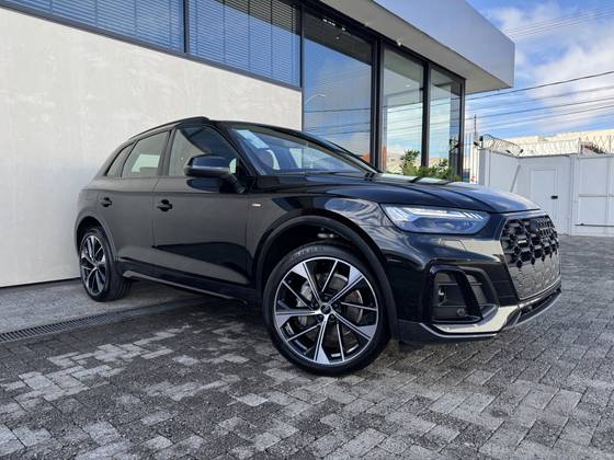 AUDI Q5 2025
