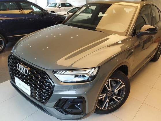 AUDI Q5 2024