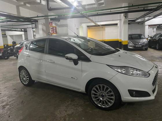 FORD FIESTA 2016