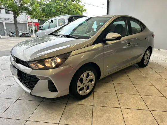 HYUNDAI HB20S 2024
