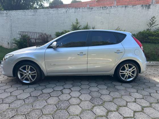 HYUNDAI I30 2012
