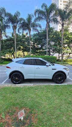 JAGUAR E-PACE 2020