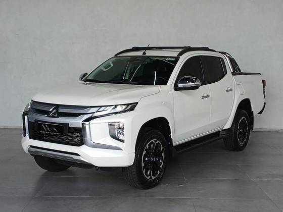 MITSUBISHI L200 TRITON 2024