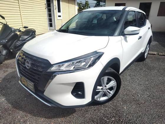 NISSAN KICKS 2024