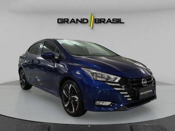 NISSAN VERSA 2024