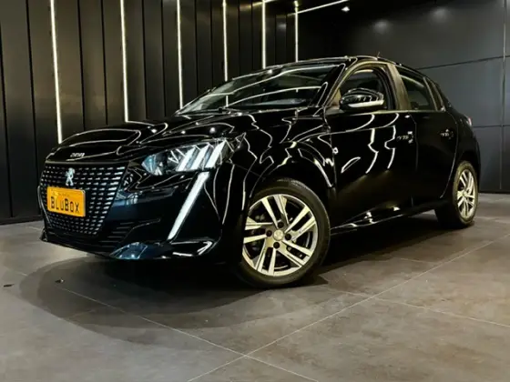 PEUGEOT 208 2021