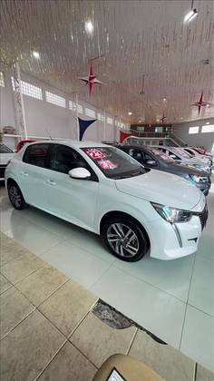 PEUGEOT 208 2023