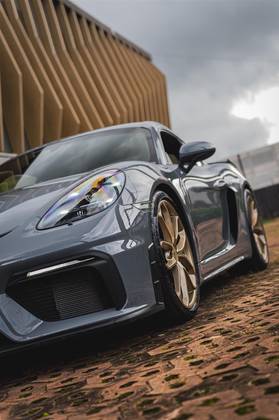 PORSCHE 718 2023