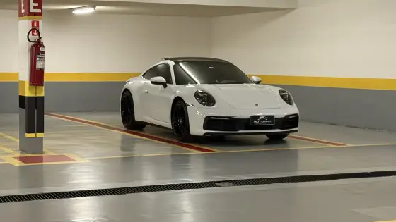 PORSCHE 911 2020