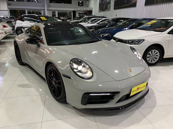 PORSCHE 911 2024