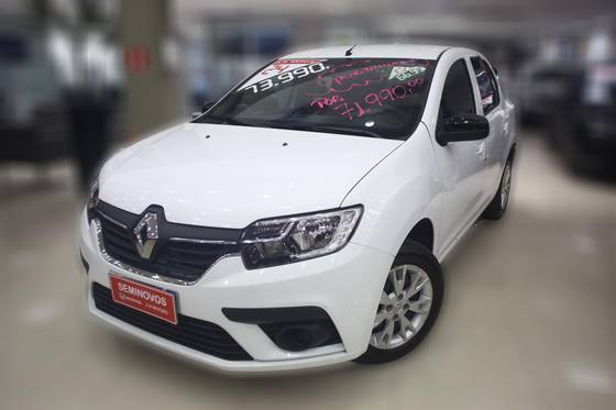 RENAULT LOGAN 2024