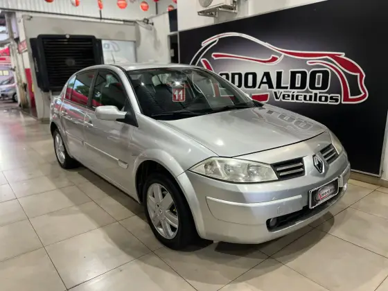 RENAULT MEGANE 2011
