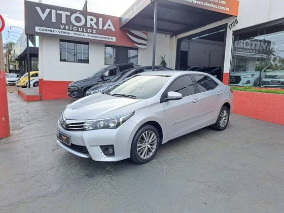 TOYOTA COROLLA 2017