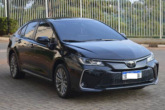 TOYOTA COROLLA 2024