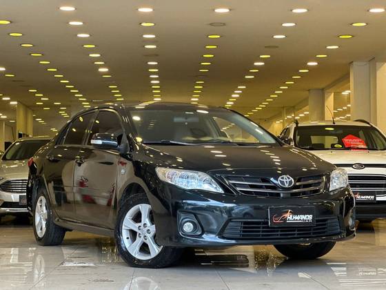 TOYOTA COROLLA 2014