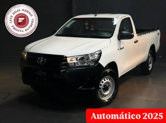 TOYOTA HILUX 2025