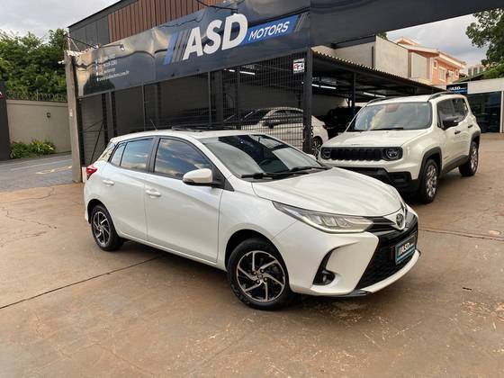 TOYOTA YARIS 2023