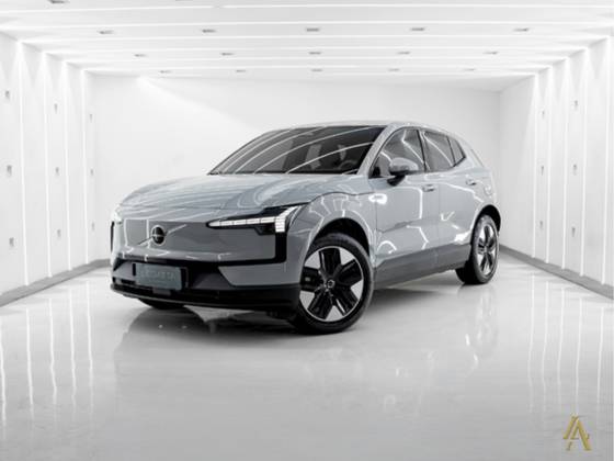 VOLVO EX30 2024