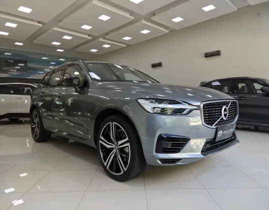 VOLVO XC60 2020