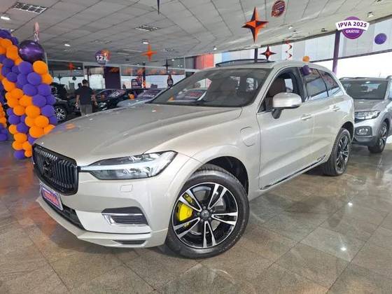 VOLVO XC60 2021