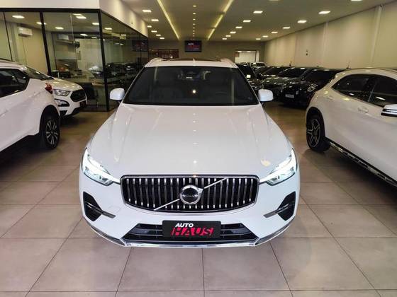 VOLVO XC60 2022