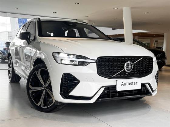 VOLVO XC60 2024