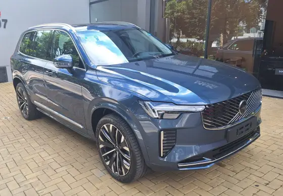 VOLVO XC90 2025