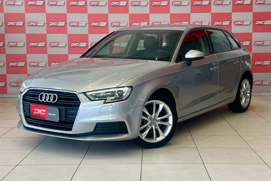 AUDI A3 2017