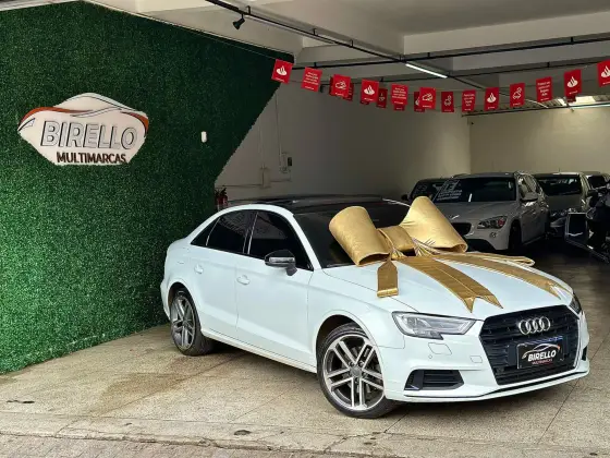 AUDI A3 2021