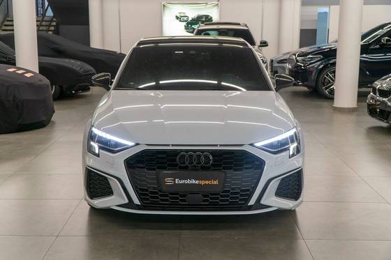 AUDI A3 2024