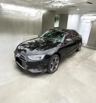 AUDI A4 2022