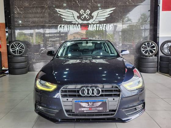 AUDI A4 2014