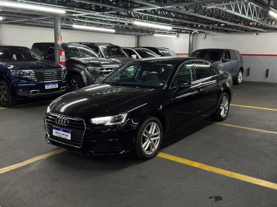 AUDI A4 2019