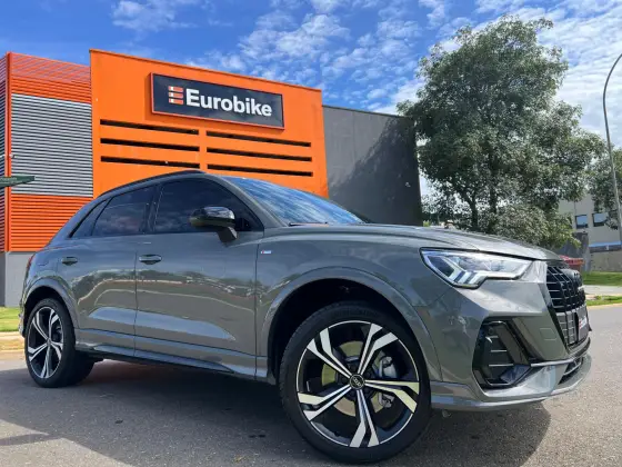 AUDI Q3 2024
