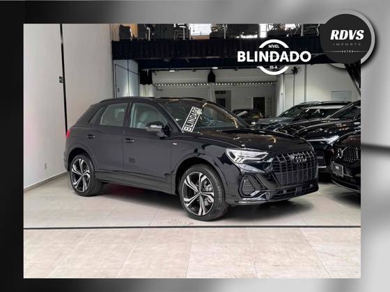 AUDI Q3 2024