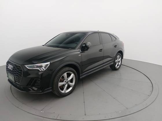 AUDI Q3 2023