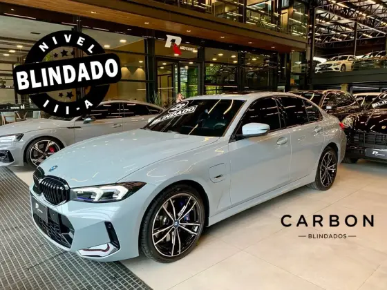 BMW 330e 2023
