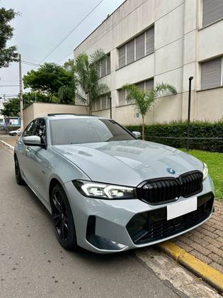 BMW 330e 2023