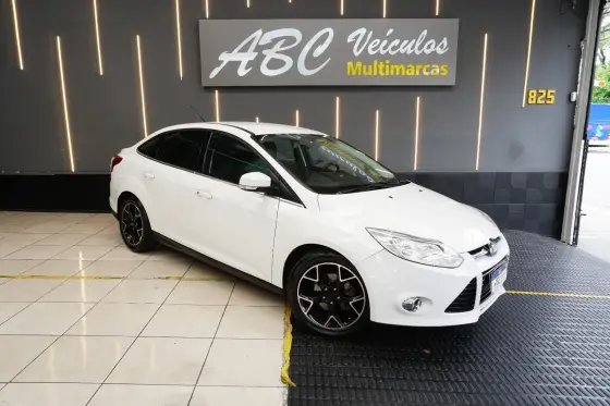 FORD FOCUS 2015