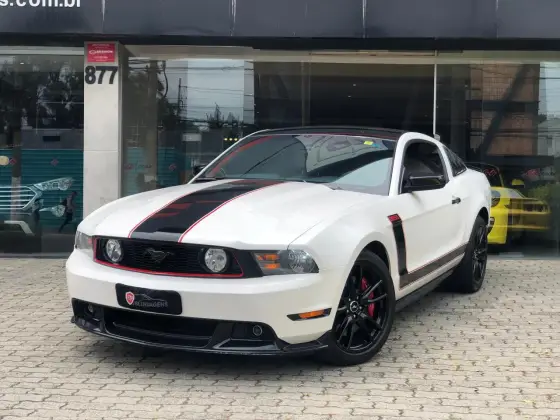 FORD MUSTANG 2011