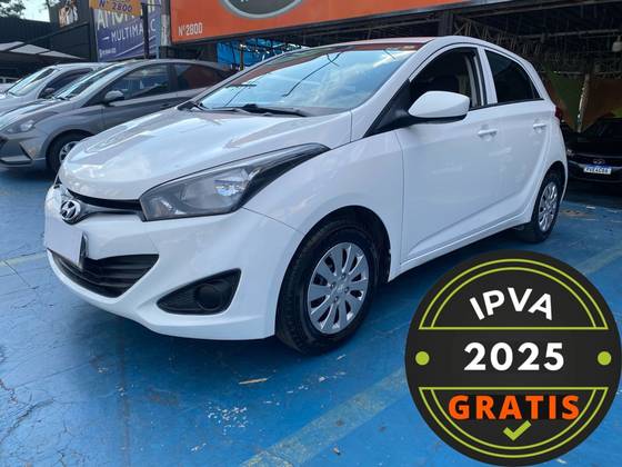 HYUNDAI HB20 2015